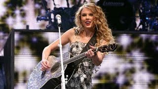 Taylor Swift - Our Song (Fearless Tour)
