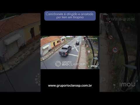 Caminhonete é atingida e arrastada por trem em Itirapina #notícias #gruporioclaro