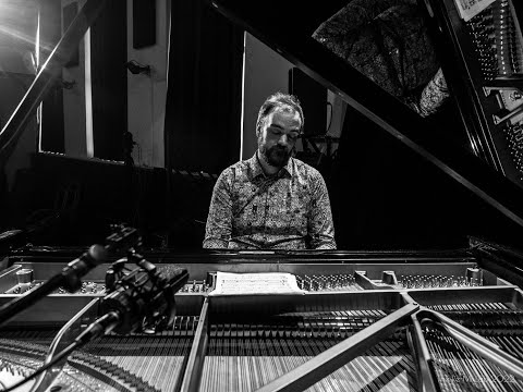 Oni Giri - Tale of the Golden Donkey