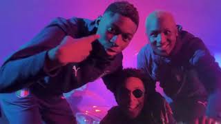 4Keus FEAT 4000 Carats - Cooloolé