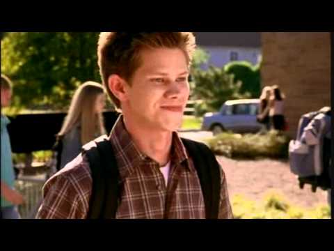 One Tree Hill - Season 8 Opening Credits (Olin And The Moon)