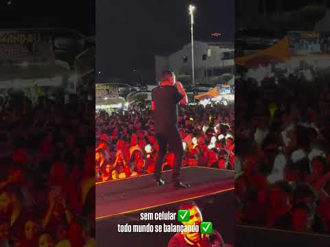 Sem celular, todo mundo se balançando em parambu Ceará @Claudioneyejuliana