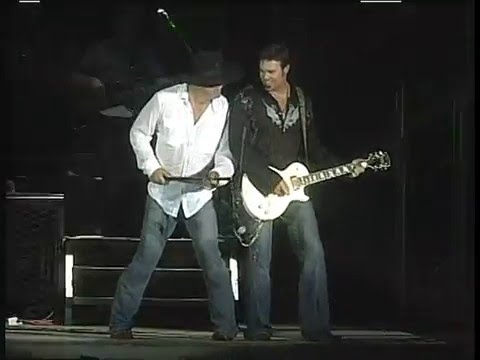 MONTGOMERY GENTRY Daddy Wont Sell The Farm 2008 LiVe