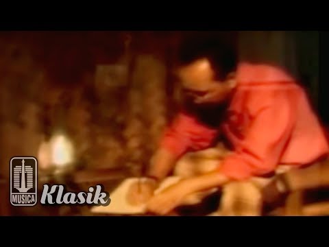Ebiet G Ade - Titip Rindu Buat Ayah (Karaoke Video)