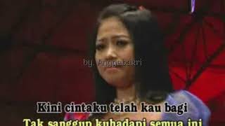 Download lagu #edisipelit , Aku Tak Biasa - Lilin Herlina Live TRS mp3