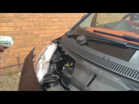 Smart For Two Coupe Light Bulb Change