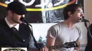 PLAIN WHITE T'S PERFORM "HATE -I REALLY..." @ O-ROCK 105.9