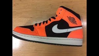 Quick Look At The Air Jordan 1 mid shattered backboard | Buy It Now