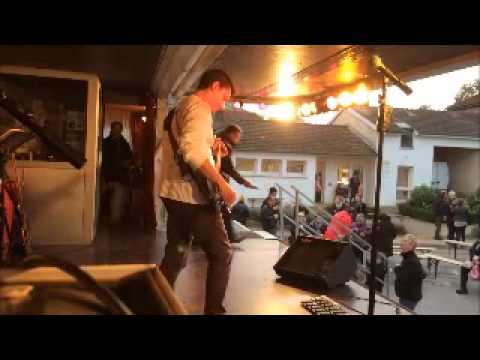 Mikael Dienst live FBI