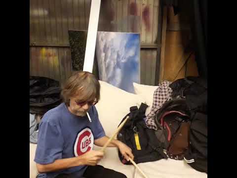 Srdjan Zika Todorovic  pred koncert  ( Deca iz vode& Zika)  Dorcol plats