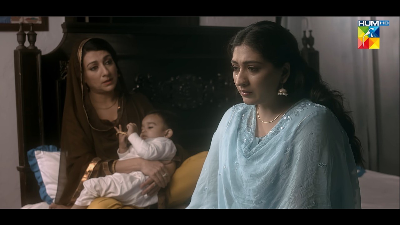 Salma Ki Ghaltiyon Ki Saza Mujhe Kyun Mile...? #Aangan - Sajal Ali - Ahsan Khan - HUM TV