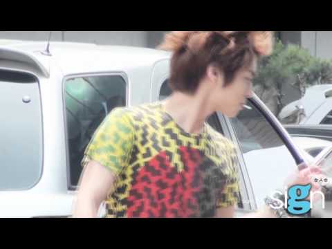 [fancam] 110530 SHINee Jonghyun eye contact with camera @ Iммσrtal S0пg 2