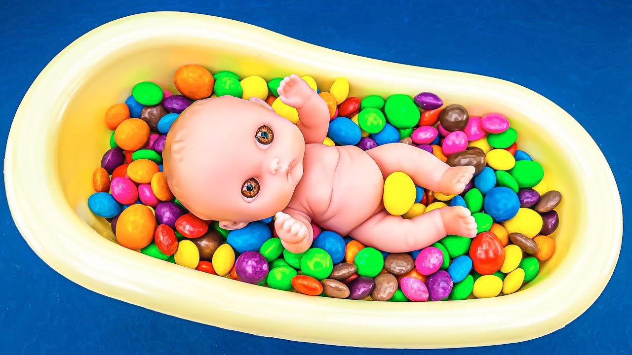 Oddly Satisfying ASMR l Glossy Bathtub Full of Skittles Candy with Slime Milk Bottle & Color Cutting