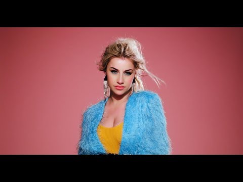 ADRIJANA BAKOVIĆ - LJUBAV JE MOJA CESTA (OFFICIAL VIDEO)