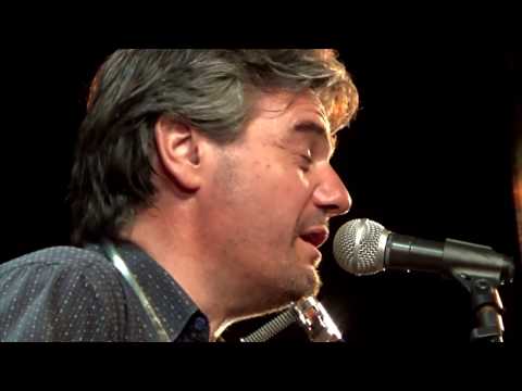 Miki Martina - IO ME NE ANDRÒ (Snowin' on Raton)