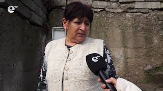 Бременна жена пострада, след като камъни се срутиха върху колата й