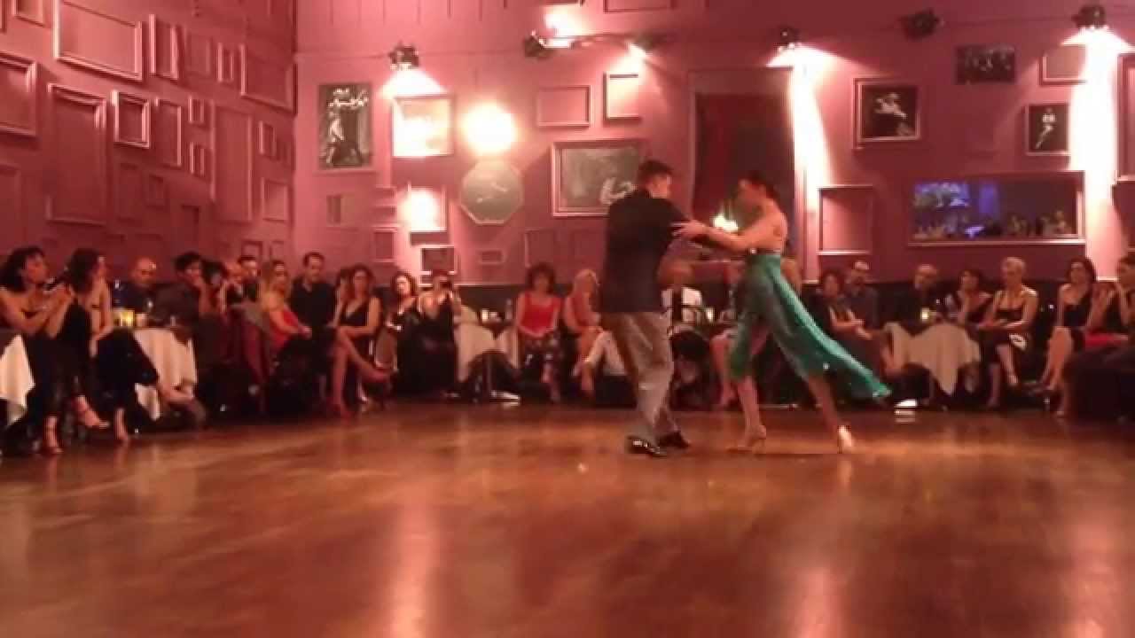 Claudio Forte e Barbara Carpino - Farol - Osvaldo Pugliese