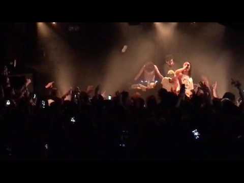 [KEITH APE LIVE IN PARIS] - UNDERWATER BANKS