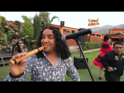 HERMANOS AYVAR. TEMA: CUERPO DE BOTELLA