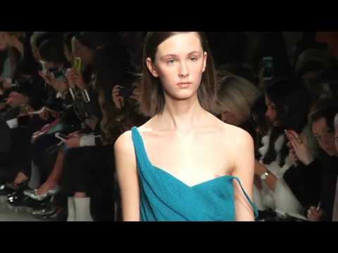 Guy Laroche Paris Woman FW17-18