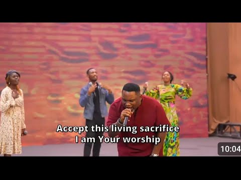 SOLOMON LANGE LEADS POWERFUL WORSHIP IN DUNAMIS| GLORY DOME