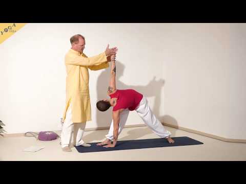 Gedrehtes Dreieck - Yoga Asana Lexikon