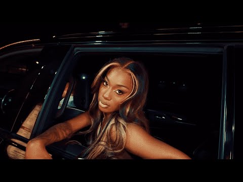 Flo Milli - Clap Sum (Official Music Video)