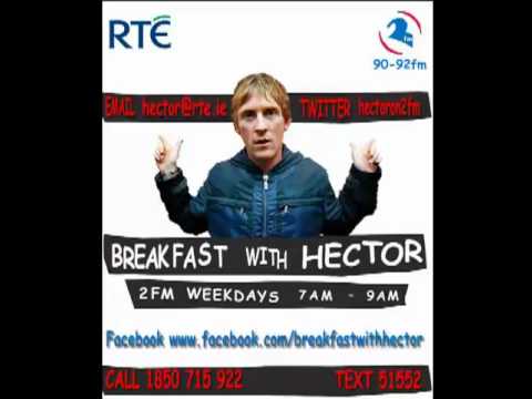Hector serenades Roz on Breakfast With Hector for Valentines Day