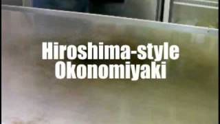preview picture of video 'Hiroshima-style Okonomiyaki'