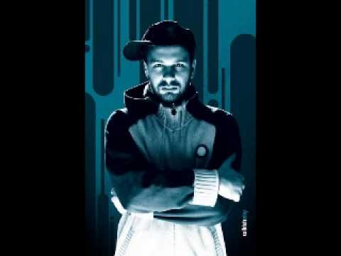 Wikluh Sky - ZIVOT JE CUDO  ft. Eye Witness (produced by DJ Goce)