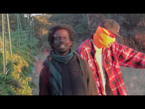 BURRO MAGIC-I SMELL SMOKE feat.RIDDLORE (OFFICIAL VIDEO)