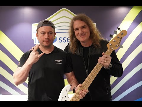 RARE Dave Mustaine's Megadeth personally owned concert bass signed signature by him, David Ellefson! image 16