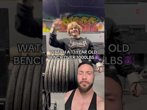 1000lb bench press at 17 year old is INSANE😭