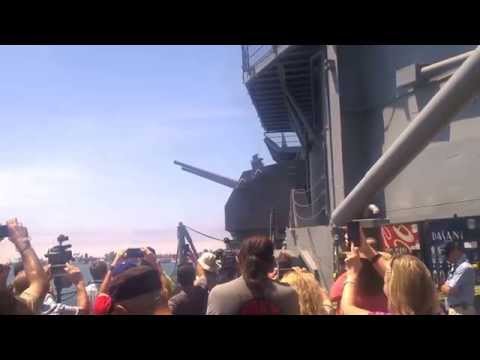 5in guns on USS Iowa firing