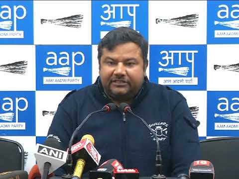 Aap Leader Deepak Bajpai briefs media on Fund Raised issue