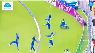 Best Fielding in the Cricket History - Acrobatic Fielding !!  (Please Comment ur favorite)