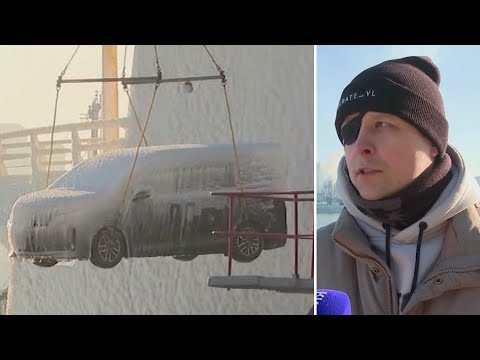Här lastar de av nedfrusna bilar efter färd i extremkyla och isvind… | TV4Nyheterna | TV4 & TV4 Play