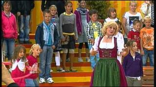Großmama Music Video