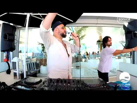 ANTE PERRY - PITCH ON THE BEACH AT HOTEL GARBI IBIZA 22 AGO2022
