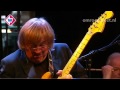 Hans Rouw interviewt Harry Vanda (Easybeats) in Zwarte Ruiter in Den Haag