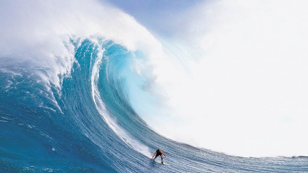 Фото серфингистов крупным планом. Две волны открытка.