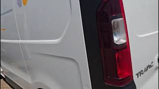 الميكروباصات شاحنة مقفلة Renault Trafic 1.6 | صورة 4 - Autoline