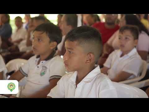 Bicicletas y computadores para estudiantes en Manaure