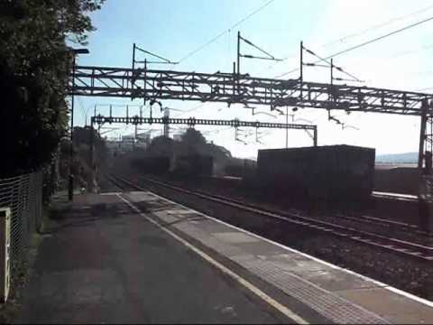 DRS 66420 pulling the 4S44 (11/10/2010)