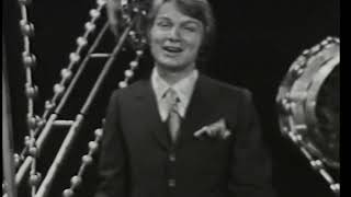 claude françois : si douce a mon souvenir sacha show 10 mars 71