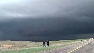 preview picture of video 'Wallclouds, Supercells, Tornado, Jericho (TX) 22.04.2010'