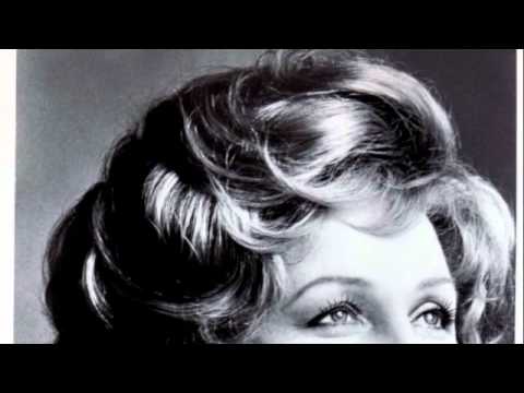 Teresa Zylis-Gara sings Tchaikovsky - Ja li v pole da ne travushka byla?