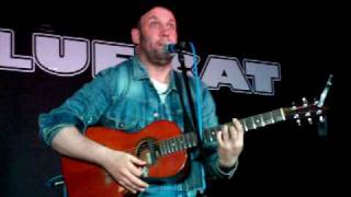 Martin Stephenson  live 3 " Little Red Bottle "