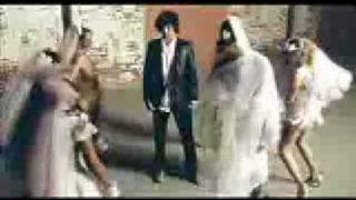 Katy Perry - Hot N Cold (Official Music Video)