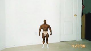 Why Ronnie Coleman so tiny? - Gym Vlog #1